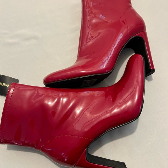 Red Boot With Side Zipper Forever 21 Size 8 - Picture 13 of 13